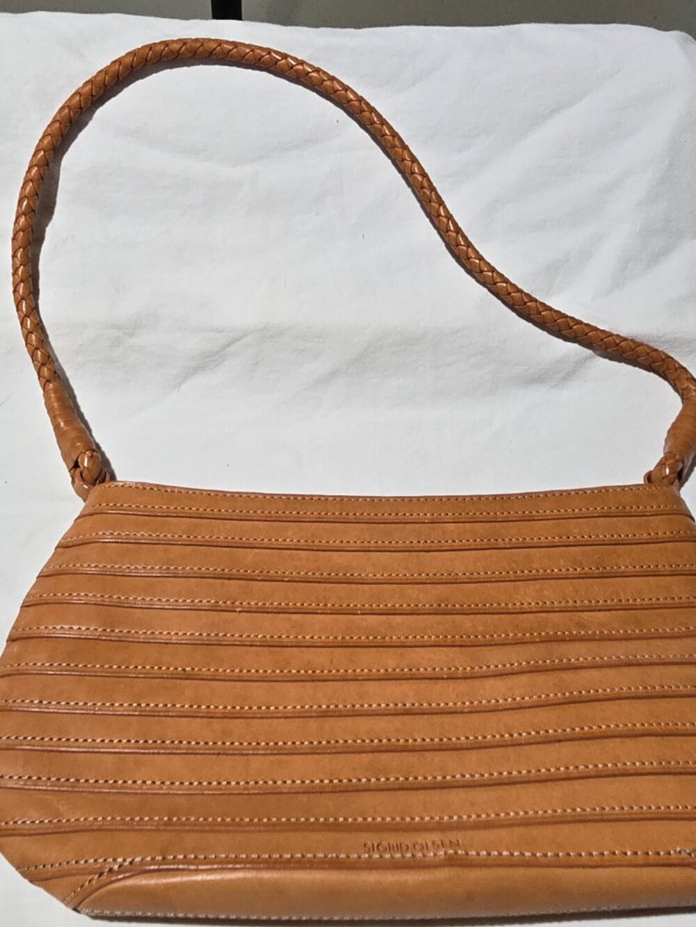 Sigrid Olsen Leather Shoulder Bag Tan Woven Strap Minimalist Handbag Tiered GUC.